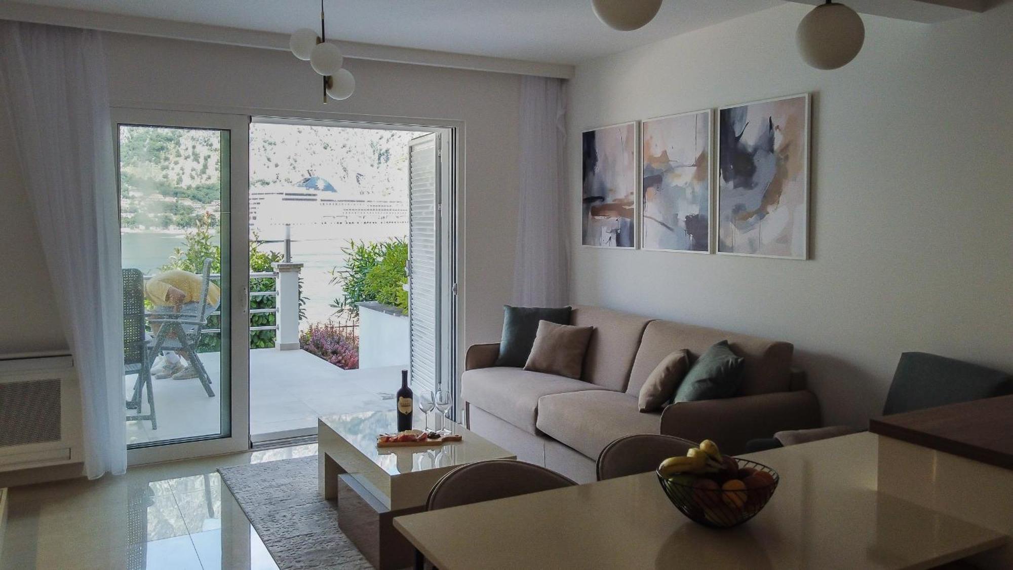 Chillout Apartment In Kotor Bay Exteriör bild